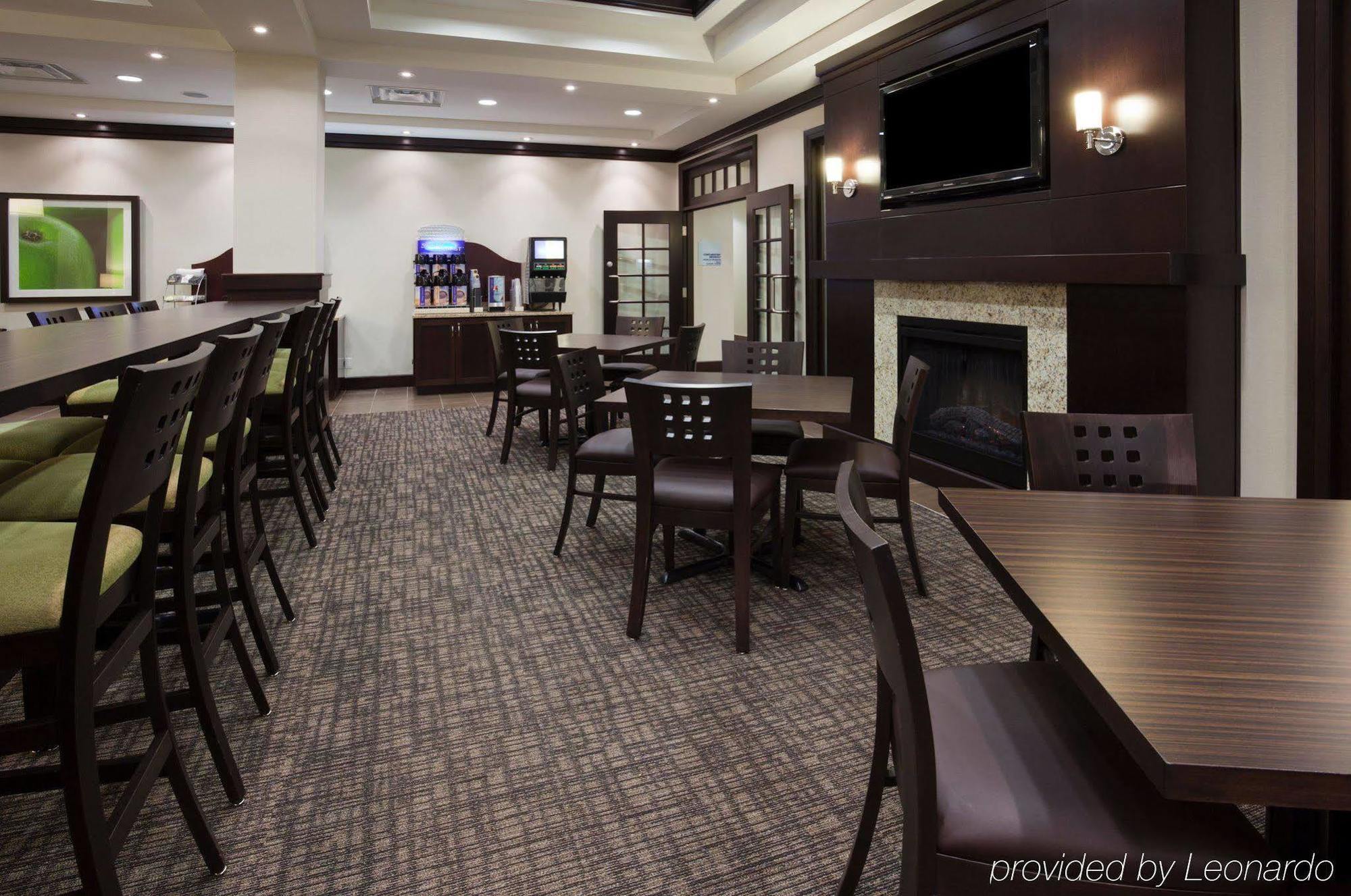 ฮอลิเดย์ อินน์ เอ็กซ์เพรส นิว ลิสเคิร์ด New Liskeard ร้านอาหาร รูปภาพ